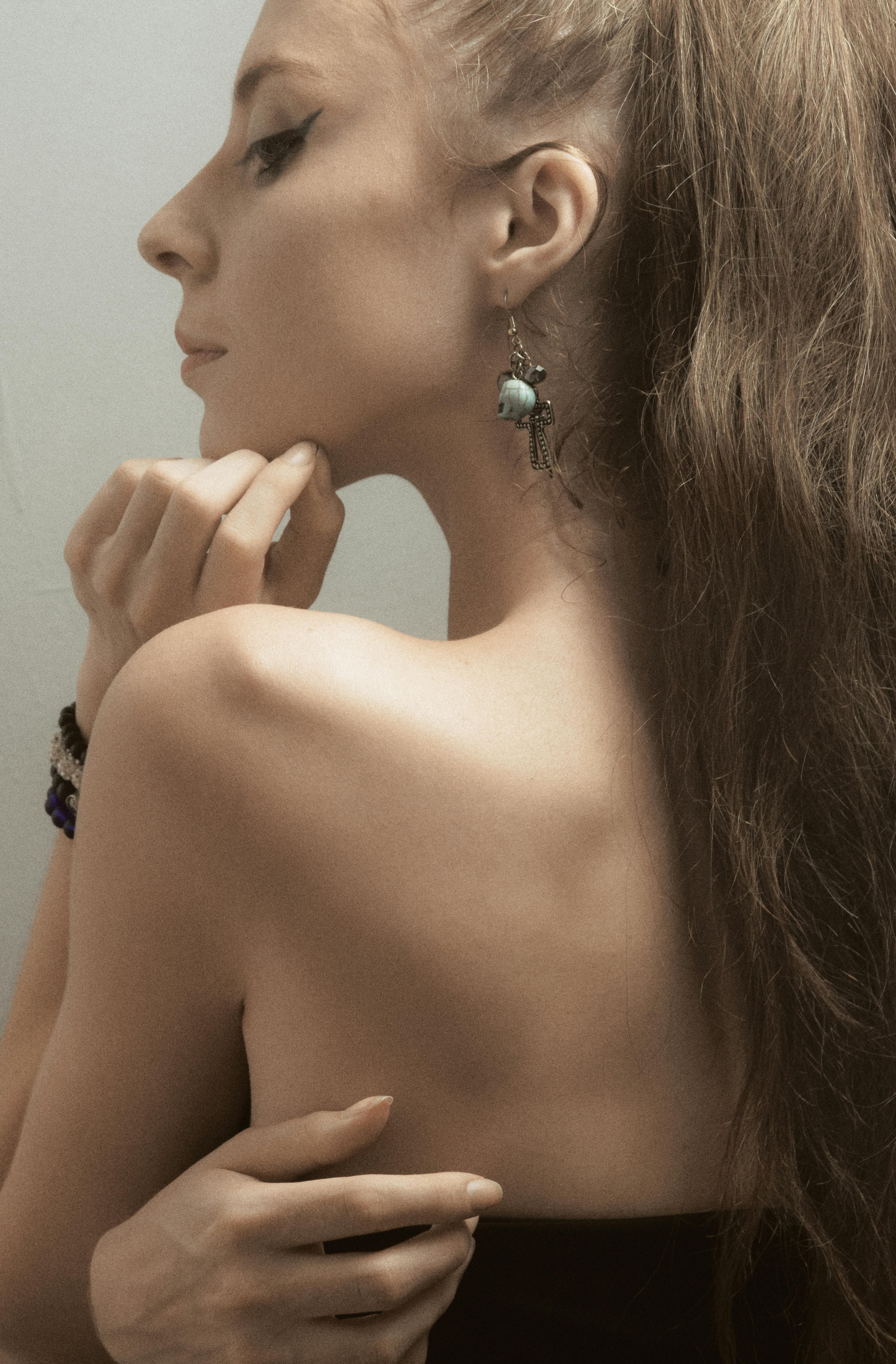 《玻璃风铃》海报图