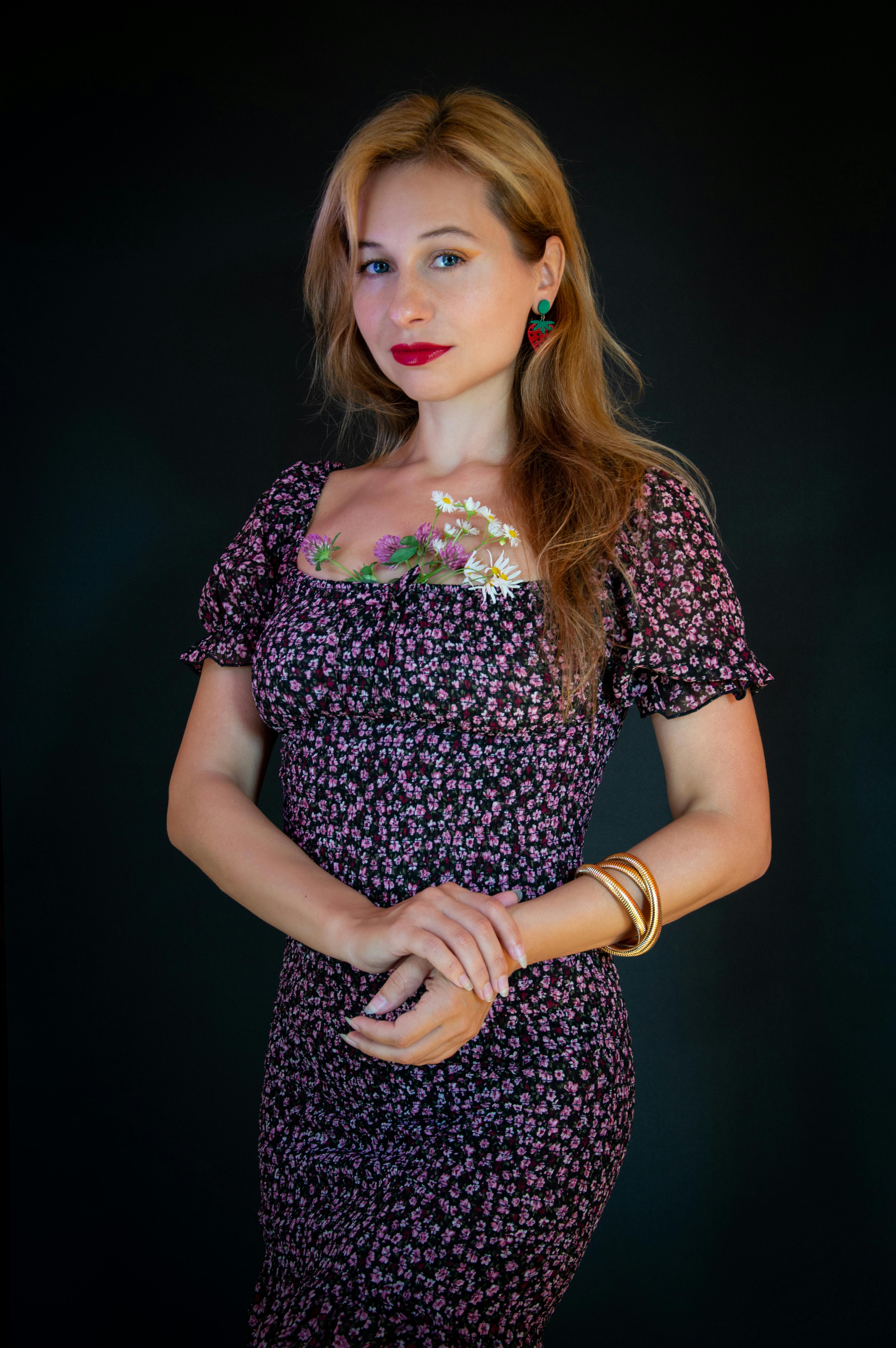 《霓虹回声》海报截图