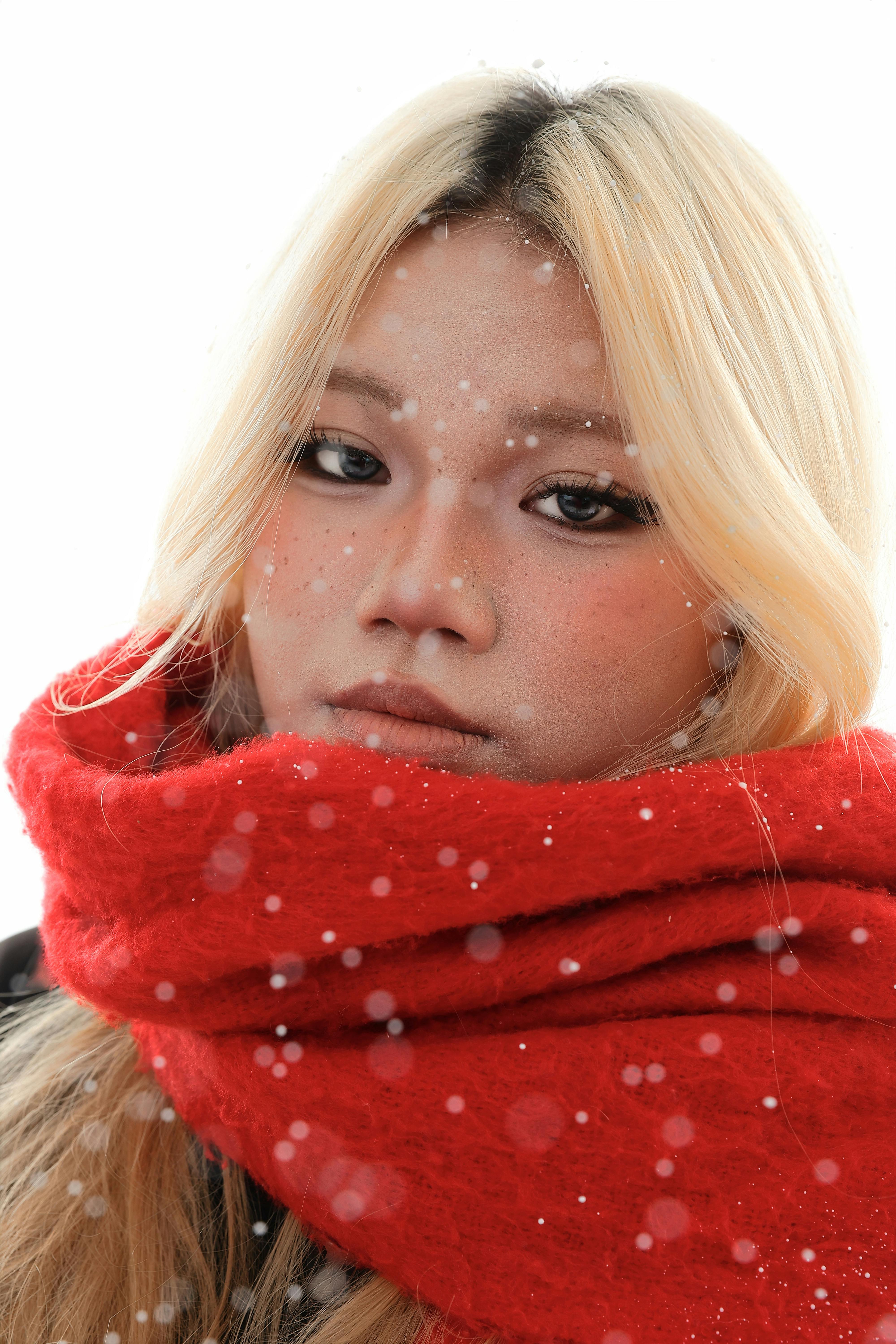 《夜色轨道》海报图